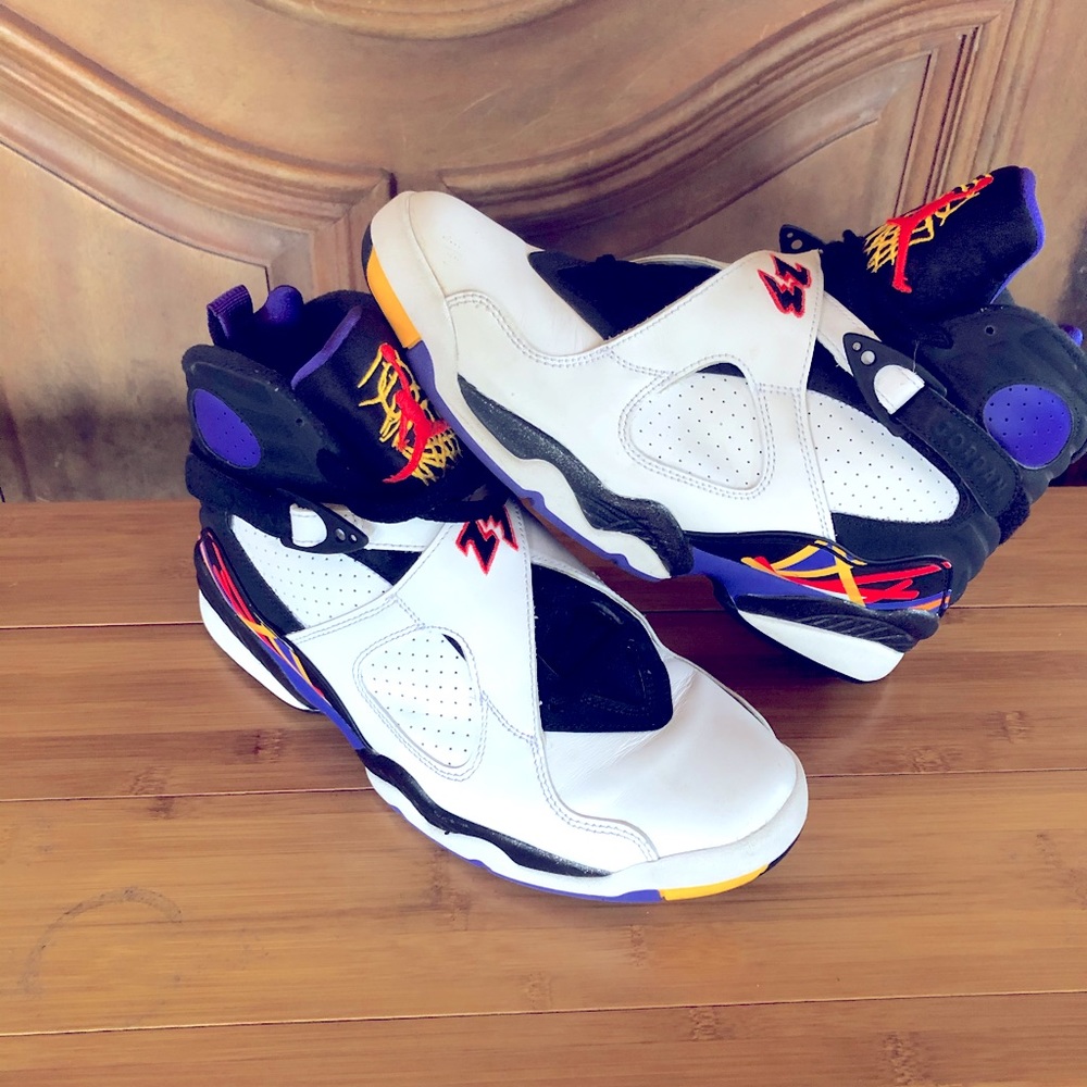 Air Jordan Retro 8 “ Three-Peat “